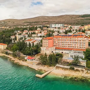 hotel-mediteran.primorje-gorskikotar.com/